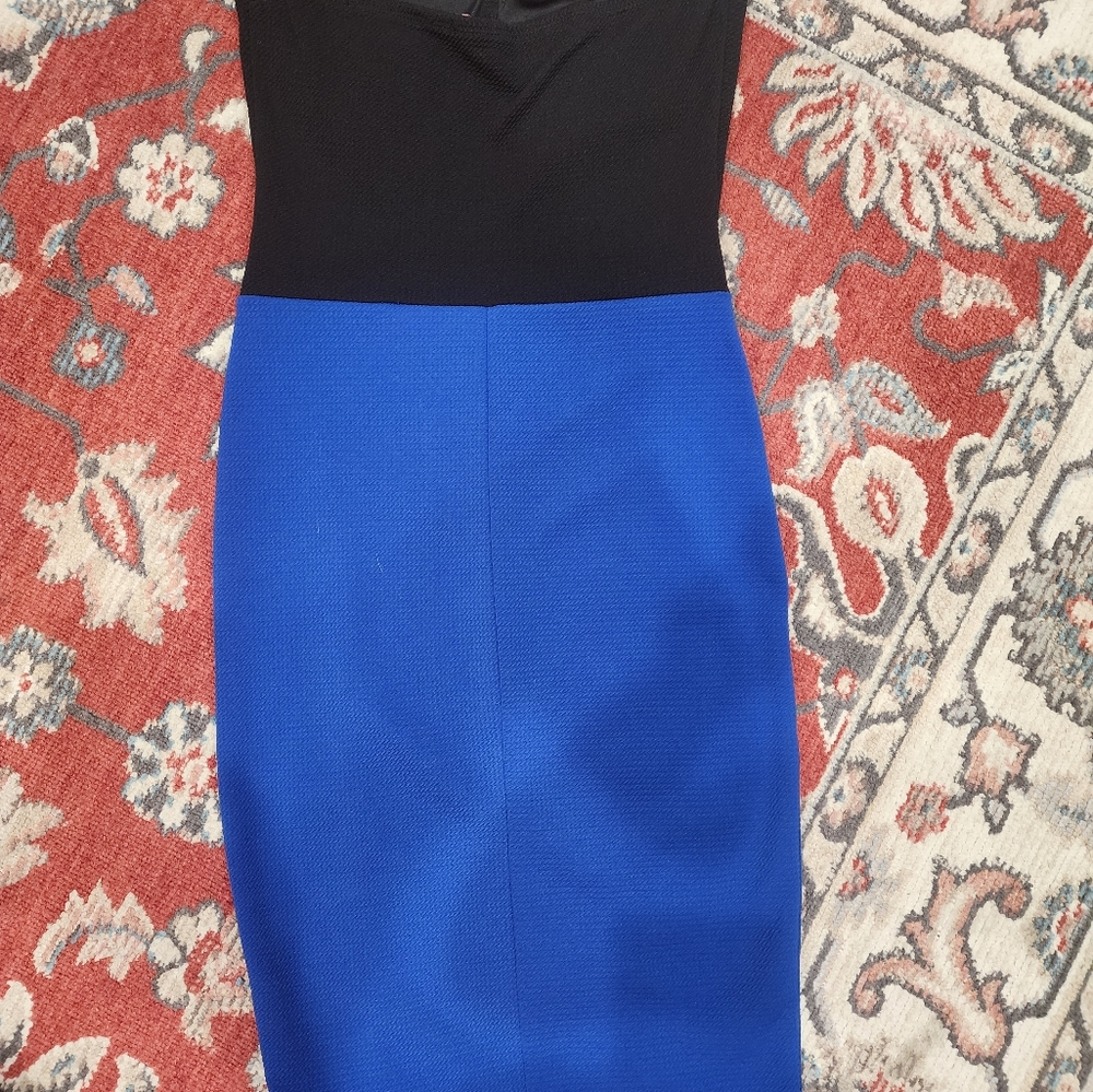 Dress - Picture 3 of 3